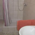 House Andro Дом отдыха Бибинье