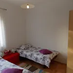 House Andro Дом отдыха Бибинье