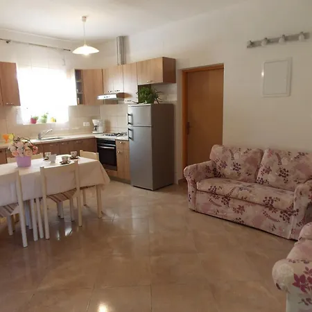 בית נופש House Andro *