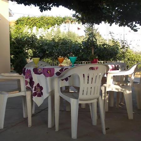 House Andro ביבינייה