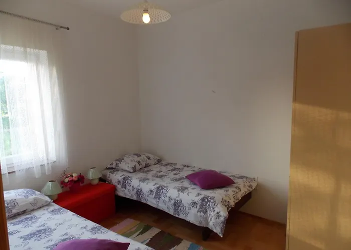 House Andro Nyaraló Bibinje